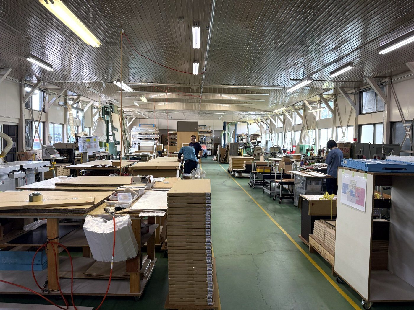 岐阜工場での製作の様子